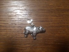 1 Anhänger Charm Bär silberfarbenen m. Karabiner (11744)