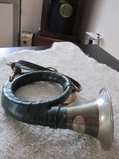 FÜRST von PLESS  -Jagdhorn / Waldhorn / Signalhorn mit Mundstück und Lederriemen