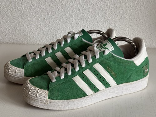 Adidas sample half shells s - half,