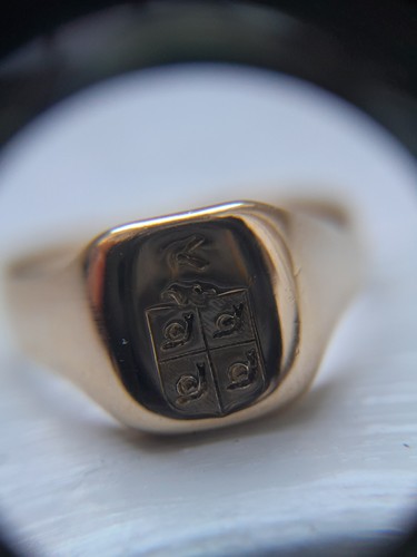 Eleganter goldener siegelring - eleganter,