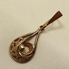 kleiner russischer Anhänger