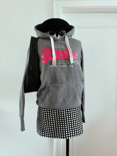 Superdry grau neon pink