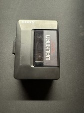 Sony Walkman WM-2011 Kassetten-Player neue Riemen  Sehr Guter Zustand