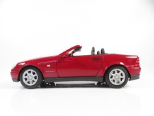 1:18 Maisto Mercedes Benz SLK
