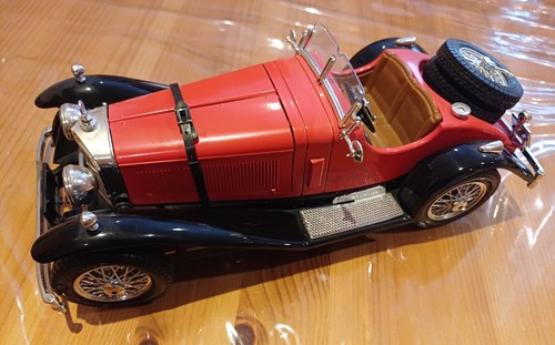 Bburago metal mercedes - bburago,