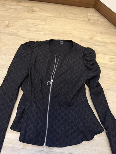 Schößchenjacke