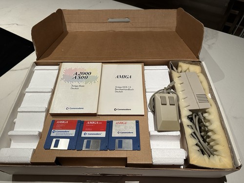 Commodore amiga 500 - /,