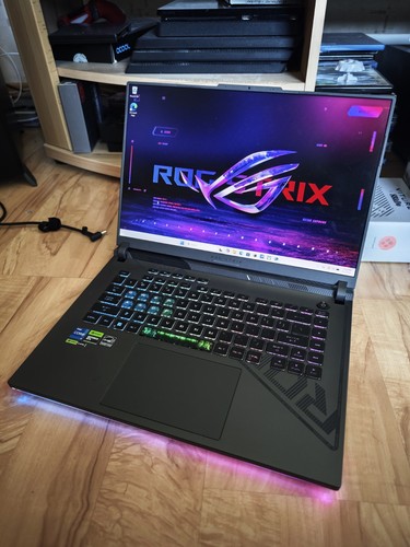 Asus rog strix g16 - strix,
