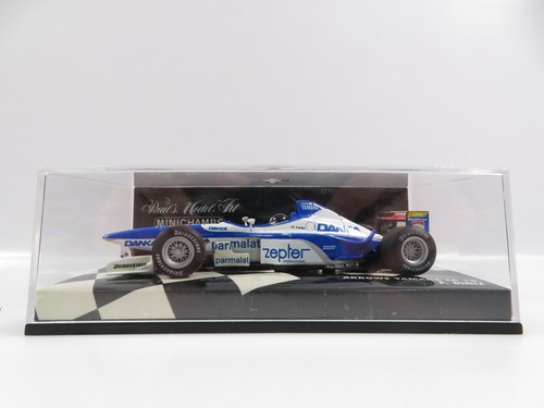 Minichamps 430970002 - 1:43,