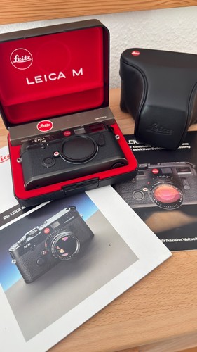 Leica body black - leica,