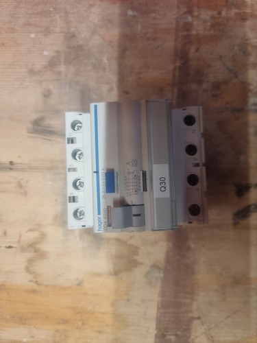 Hager cda225d - hager,