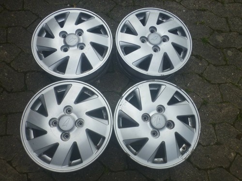 Felgen original daihatsu 4x13 - daihatsu,