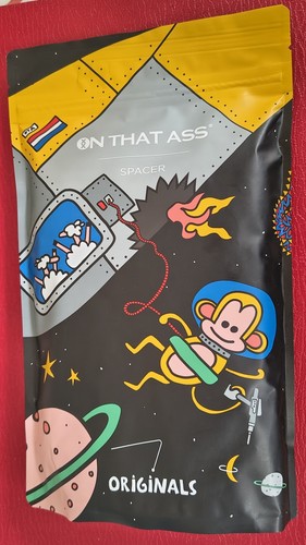 That ass boxershorts - on,