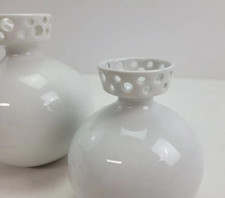 2 Porzellan Kugel-Vasen Wallendorf Design Astrid Löffler Burg Giebichenstein DDR