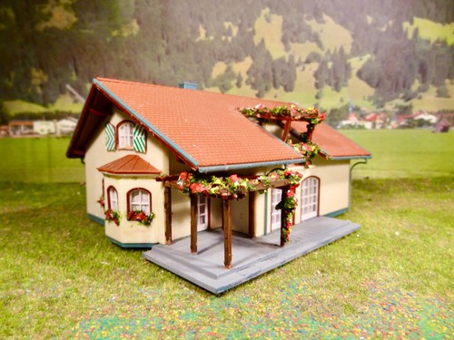 Chefvilla für modellbahn - h0,