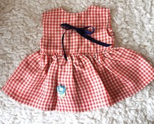 süsses  altes  Puppenkleid