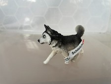 Schleich 16835 - Husky  Rüde - Hunde / Haustiere - Neu mit Fähnchen
