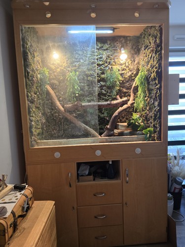 Zweiteiliger terrariumschrank - zweiteiliger,