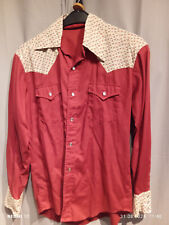 Country Western Hemd in Weinrot mit Blümchenmuster und "Perlmuttknöpfen"