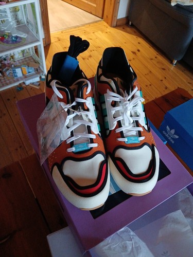Adidas 10000 krusty burger - krusty,
