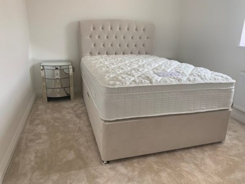 Chesterfield bett design - chesterfield,