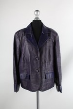 Aubergine-farbene Jacke