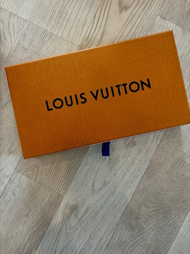 Louis vuitton karton - karton, /