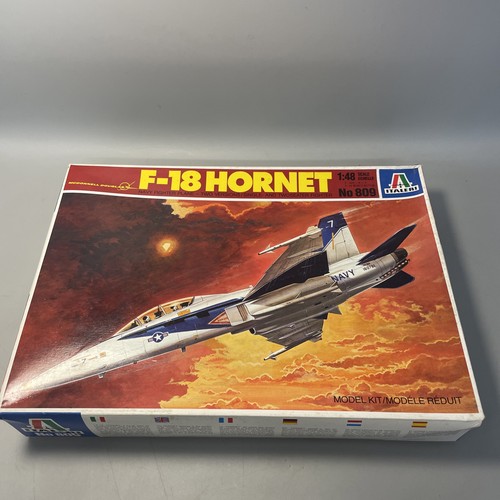 Italeri 809 hornet - 809,