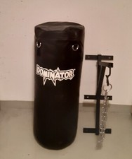 Box-Sack gefüllt; 30kg; 100 x  35cm; Wandhalterung + Ketten; sehr guter Zustand