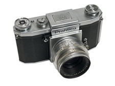 Meyer-Optik Görlitz Primoplan 1.9/58 V M42 (1218988) an Praktica SLR