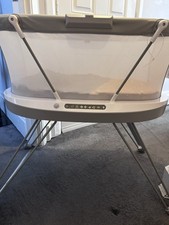 Baby Stubenwagen Nachttisch