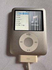 Apple iPod nano 3. Generation Silber (4GB) MP3 Player nur Netzbetrieb