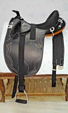 Stock Sattel Mit Horn, 17" -