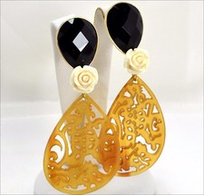 18KT Gold Yellow Onyx Faceted