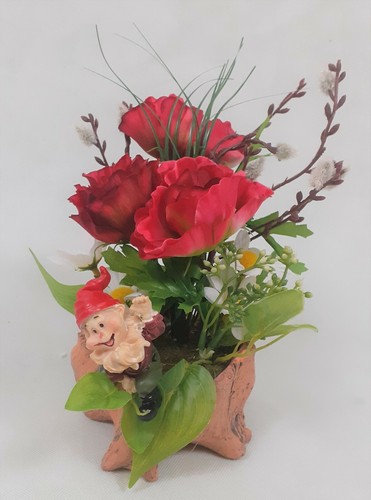 Zwerg mit rosen kunstblumen - rosen,
