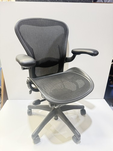 Herman miller aeron - miller, größe