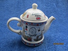 Keramik - TEEKANNE mit DECKEL (Teaport) - Motiv: LONDON - neu, unbenutzt