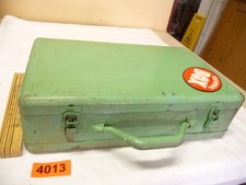 4013.    gebr. Metall Koffer Vintage Werkzeug Aufbewahrung Kiste