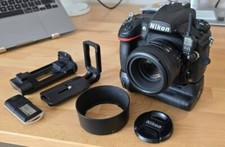 Nikon D810 FX 36.3MP Digital
