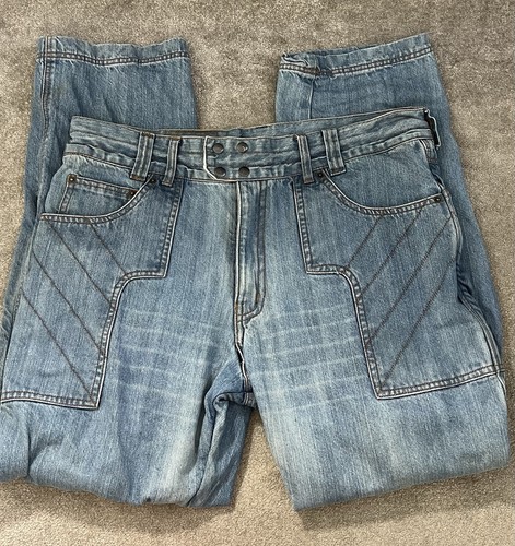 Bull motorrad fahr - motorrad, jeans