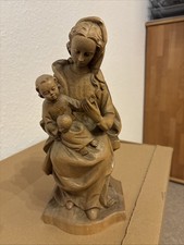 Maria mit Kind Handgeschnitzte