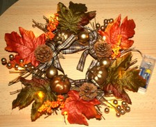 Dekorativer Herbstkranz, mit LED, batteriebetr., Ø 30 cm, als Tür- o. Tischkranz