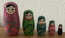 Schöne BLUMEN-Matrjoschka