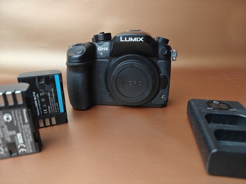 Panasonic lumix gh4 - panasonic,