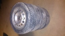 Kia Rio Stahlfelgen 5Jx14H2 ET45 Kompletträder Winterreifen 175/65R14 82T