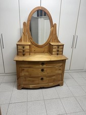 Antike Kommode aus der