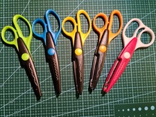 5 Bastelscheren/ Motivscheren/