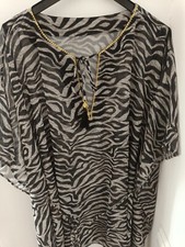 Tunika - Bluse Mit Animal Print, Schwarz,  Weiß, Gold, Urlaub, Beach, Meer, 