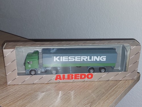 Albedo 300127 volvo - 1:87,