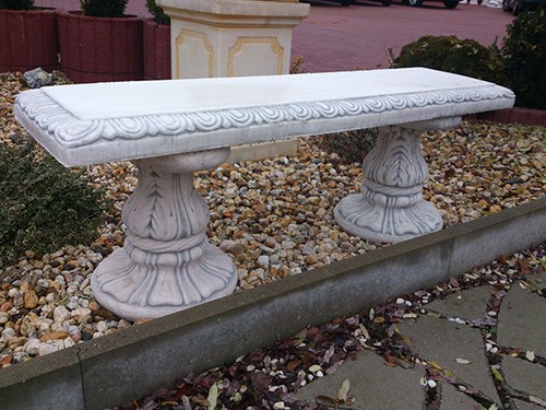 Gartenbank gerade